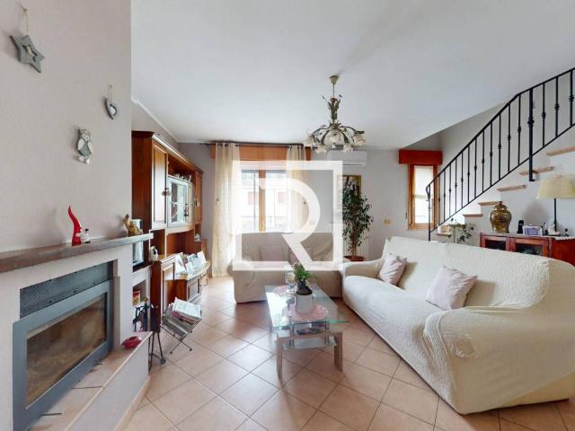 Villa Schiera in vendita a Crocetta, Longiano