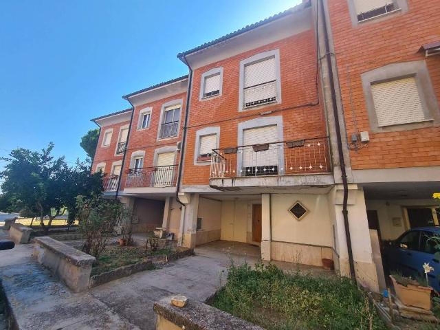 Villa Schiera in vendita a Loreto Aprutino, Pescara