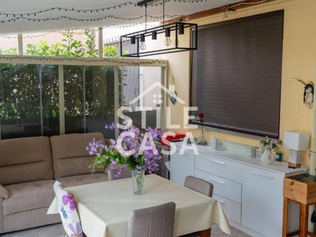 Villa Schiera in vendita a Sorbano del Vescovo, Bagni Di Lucca Ponte