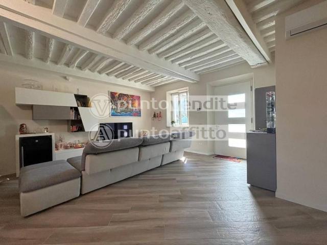 Villa Schiera in vendita a San Cassiano a Vico, Bagni Di Lucca Ponte