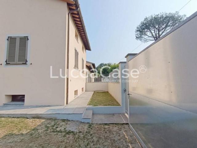 Villa Schiera in vendita a Sant'Alessio, Bagni Di Lucca Ponte