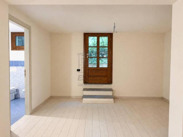 Villa Schiera in vendita a Cappella, Bagni Di Lucca Ponte