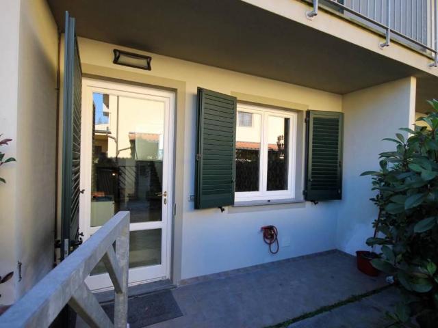 Villa Schiera in vendita a Bagni Di Lucca Ponte, Toscana