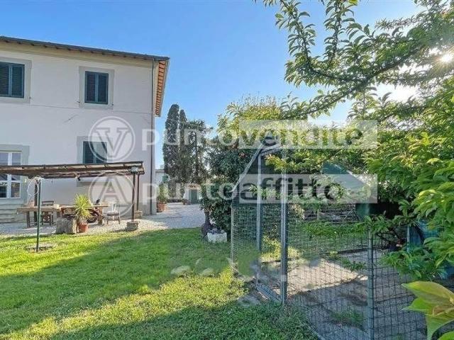 Villa Schiera in vendita a San Cassiano a Vico, Bagni Di Lucca Ponte