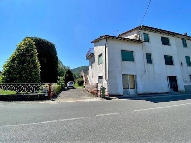 Villa Schiera in vendita a Montuolo, Lucca