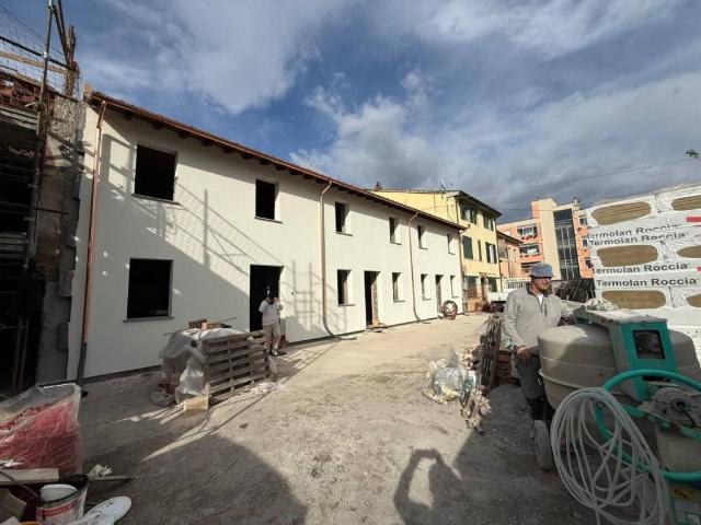 Villa Schiera in vendita a Bagni Di Lucca Ponte, Toscana