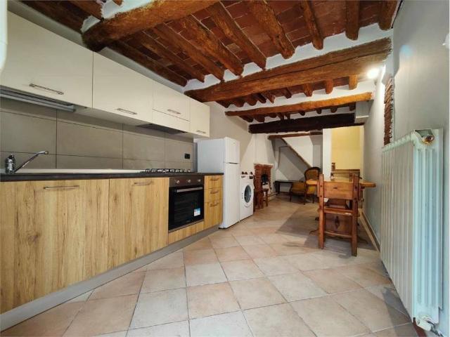 Villa Indipendente in vendita a Corte Pistelloni, Lucca