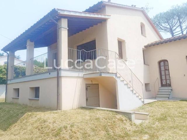 Villa Schiera in vendita a Sant'Alessio, Bagni Di Lucca Ponte