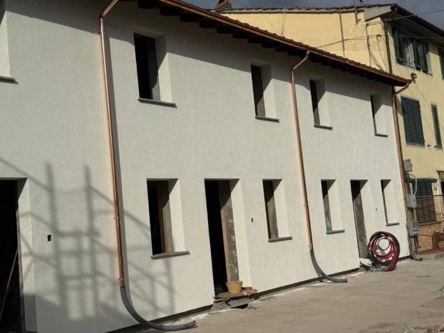 Villa Schiera in vendita a Bagni Di Lucca Ponte, Toscana