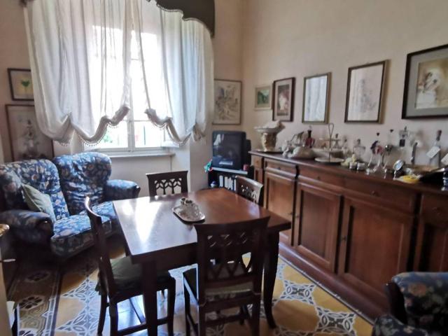 Villa Schiera in vendita a San Concordio, Bagni Di Lucca Ponte