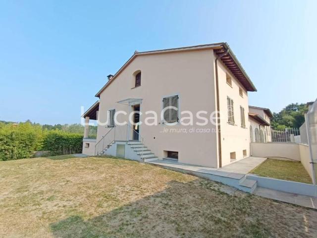 Villa Schiera in vendita a Sant'Alessio, Bagni Di Lucca Ponte