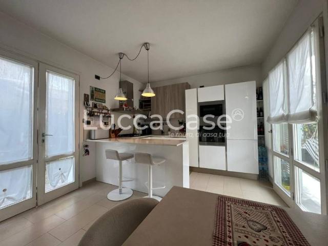 Villa Schiera in vendita a San Concordio, Bagni Di Lucca Ponte