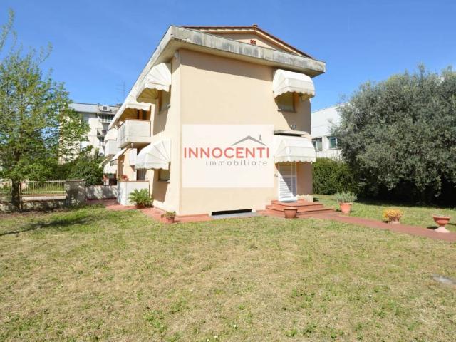 Villa Schiera in vendita a Santissima Annunziata, Bagni Di Lucca Ponte