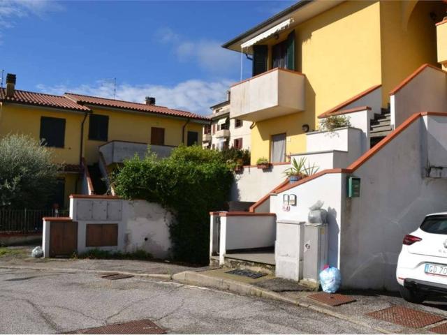 Villa Schiera in vendita a Lucignano, Toscana