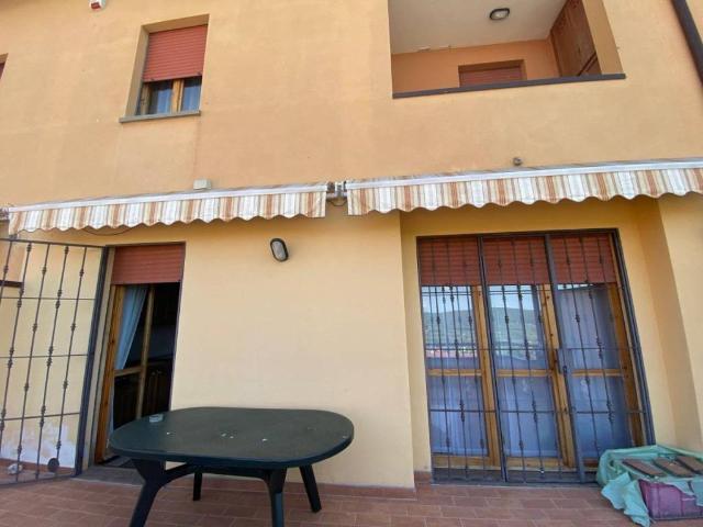 Villa Schiera in vendita a Lucignano, Toscana