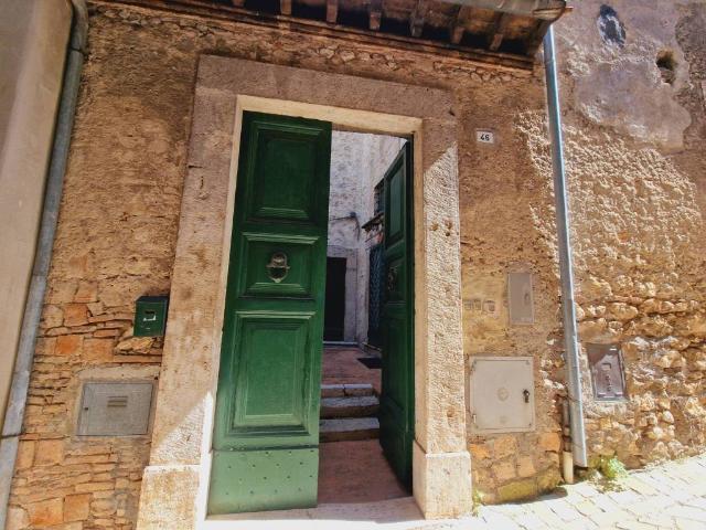 Villa Schiera in vendita a Collesecco, Lugnano In Teverina