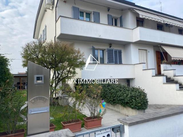 Villa Schiera in vendita a Unione dei comuni della Bassa Romagna, Lugo