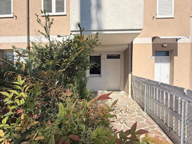 Villa Schiera in vendita a Unione dei comuni della Bassa Romagna, Lugo