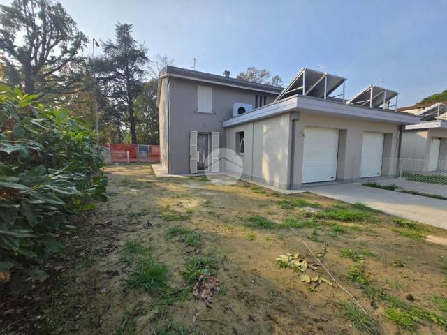 Villa Schiera in vendita a Unione dei comuni della Bassa Romagna, Lugo