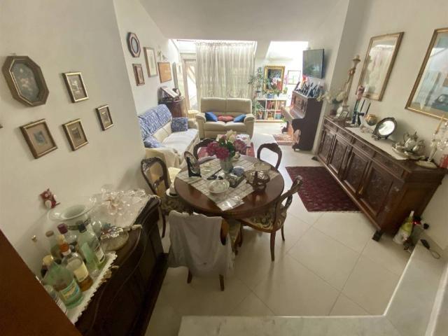 Villa Schiera in vendita a Dogana, Luni