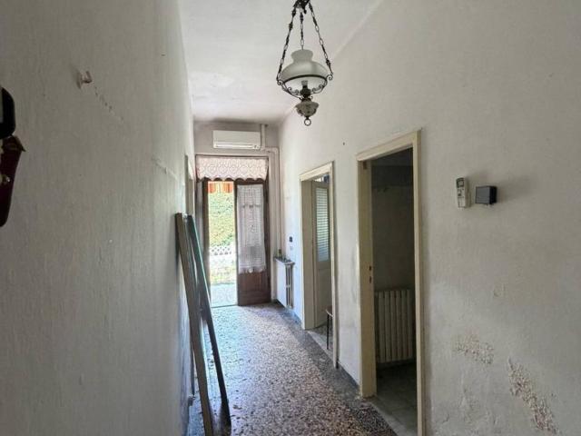 Villa Schiera in vendita a Dogana, Luni