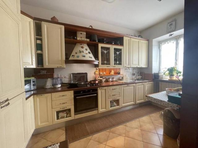 Villa Schiera in vendita a Dogana, Luni