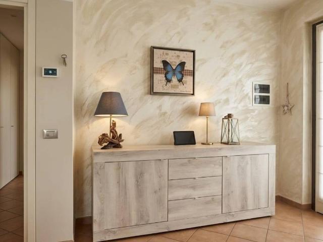 Villa Schiera in vendita a Dogana, Luni