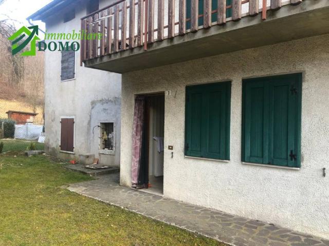 Villa Schiera in vendita a Lusiana Conco, Veneto