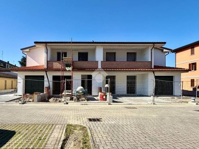 Villa Schiera in vendita a Bassa Reggiana, Re