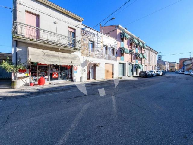 Villa Schiera in vendita a Bassa Reggiana, Re
