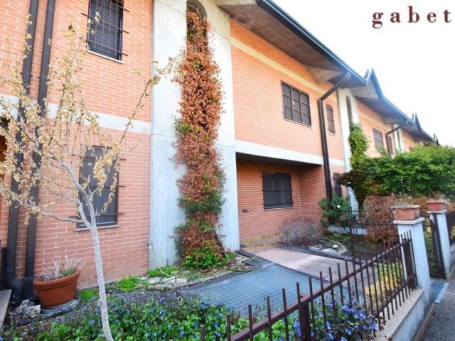 Villa Schiera in vendita a Magenta, Lombardia