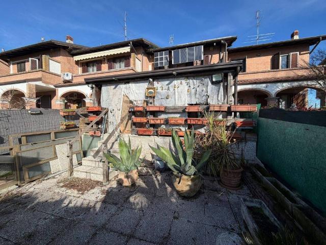 Villa Schiera in vendita a Magherno, Lombardia