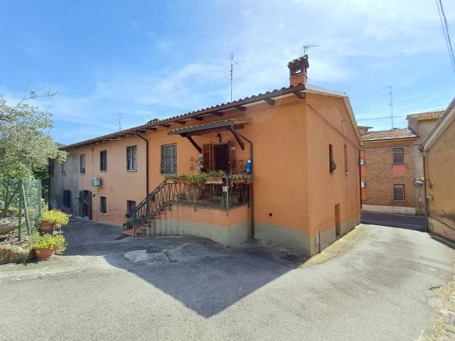 Villa Schiera in vendita a Torricella, Magione