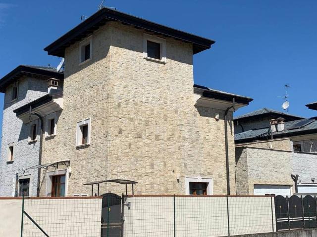 Villa Schiera in vendita a Mairago, Lombardia