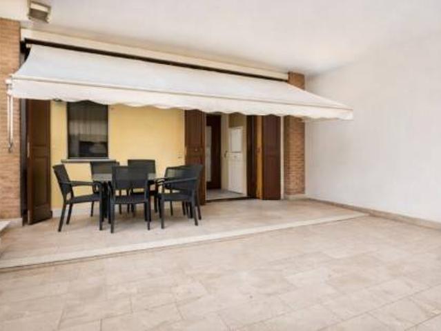 Villa Schiera in vendita a Mairano, Lombardia