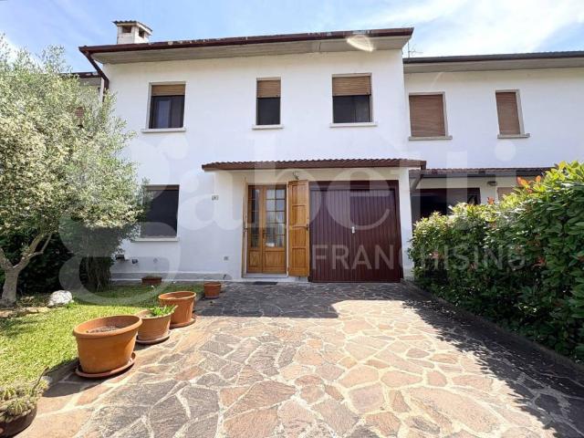 Villa Schiera in vendita a Unione Terre di Pianura, Malalbergo