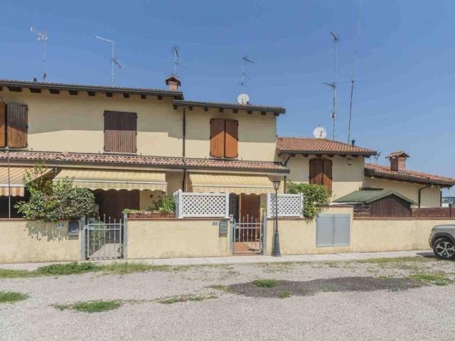 Villa Schiera in vendita a Malalbergo, Bologna