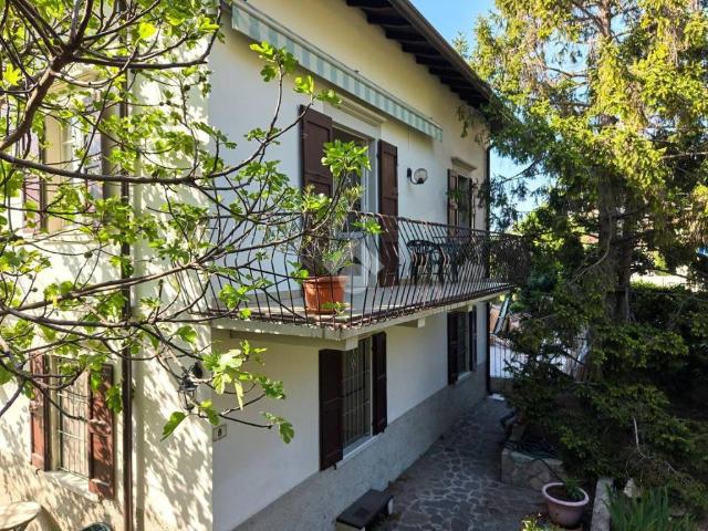Villa Schiera in vendita a Malcesine, Veneto