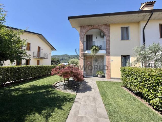 Villa Schiera in vendita a Malo, Veneto