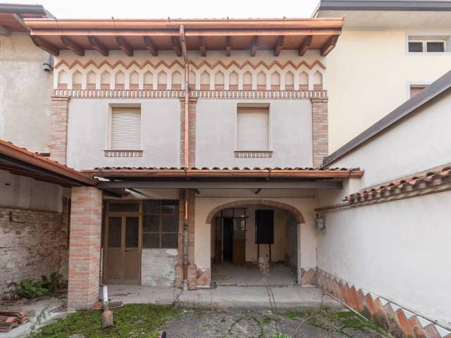 Villa Schiera in vendita a Manerbio, Lombardia