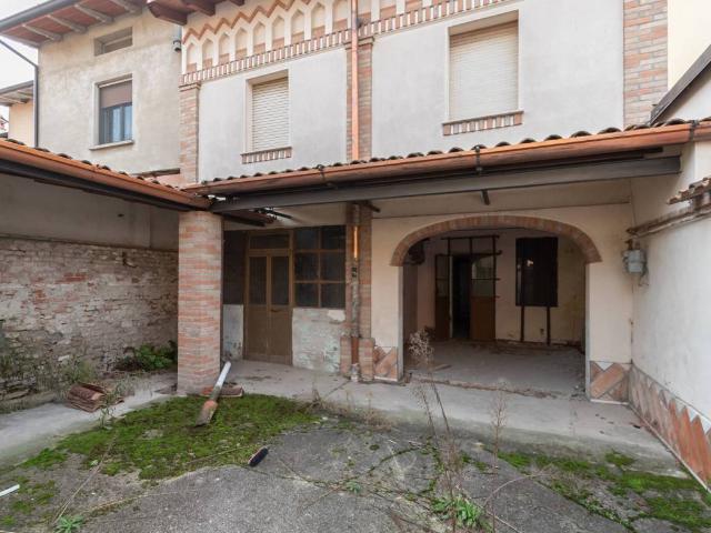 Villa Schiera in vendita a Manerbio, Lombardia