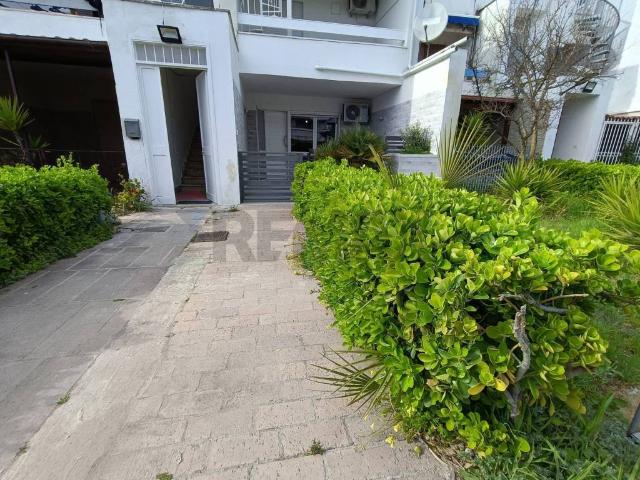 Villa Schiera in vendita a Ippocampo, Puglia