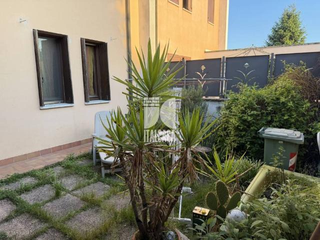 Villa Schiera in vendita a San Giorgio Di Mantova, Lombardia
