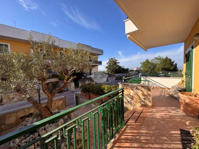 Villa Schiera in vendita a Marano di Napoli, Napoli