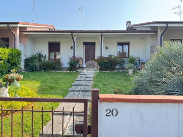 Villa Schiera in vendita a Campitello, Marcaria