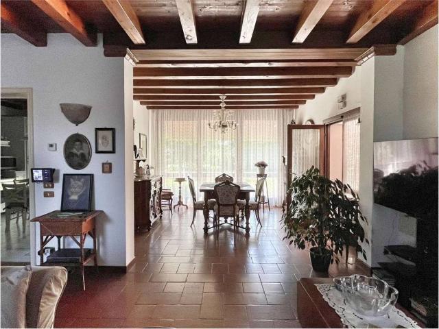 Villa Schiera in vendita a Marcon, Veneto