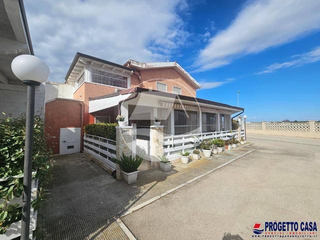 Villa Schiera in vendita a Puglia, Barletta-andria-trani