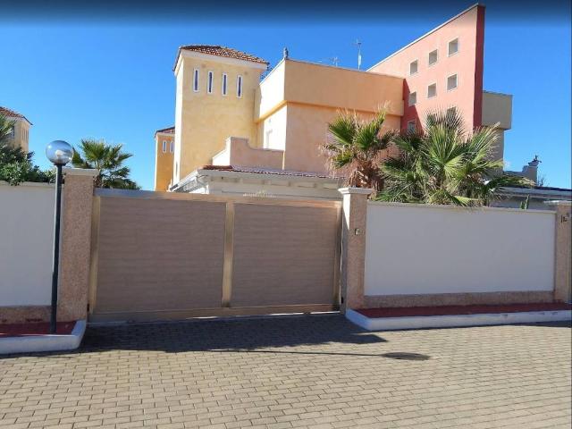 Villa Schiera in vendita a Puglia, Barletta-andria-trani