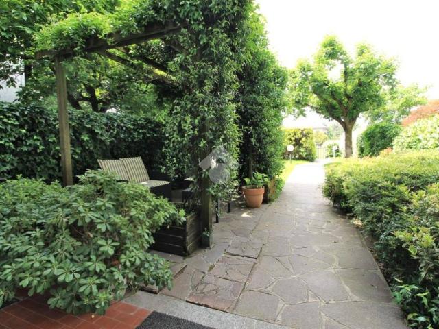 Villa Schiera in vendita a Mariano Comense, Lombardia