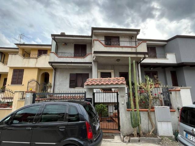 Villa Schiera in vendita a Calabria, Reggio Calabria